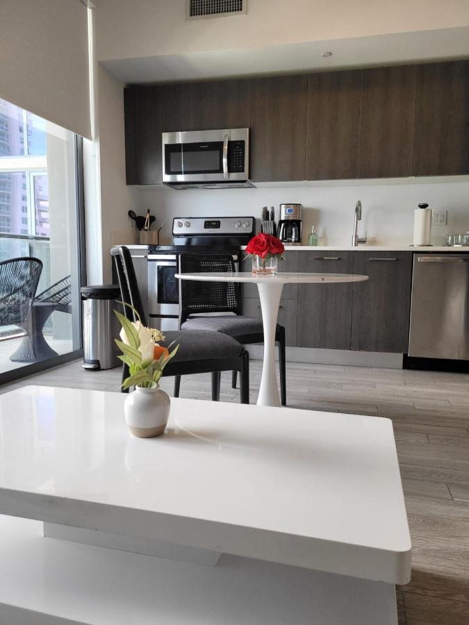Lovely Condo Unit Miami Exterior photo